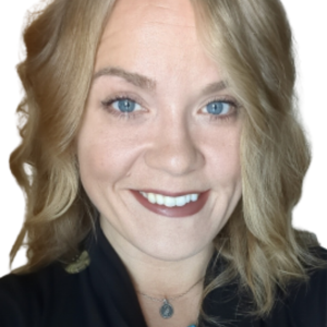Sarah Tracy, Recognized by BestAgents.us as a 2023 Top Agent | isStories