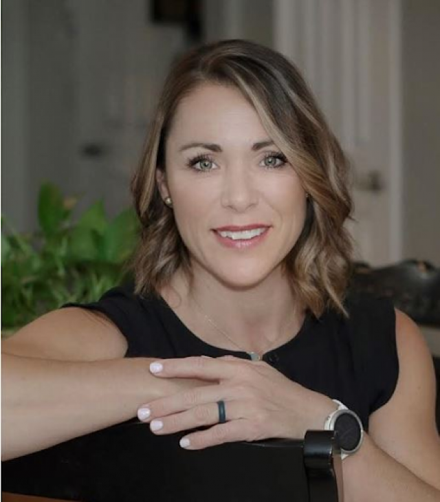 Esther Talley, Recognized by BestAgents.us as a 2024 Top Agent isStories