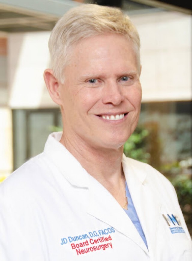 Dr. Johnny Duncan Leading Neurosurgeon Specializing in Minimally
