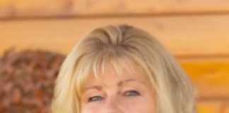 Kristy Peixoto, Recognized by BestAgents.us as a 2025 Top Agent