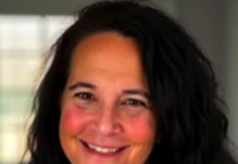 Roxanne Quinn, Recognized by BestAgents.us as a 2025 Top Agent