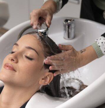 Explore The Most Effective Yet Effortless Winter Haircare Routine