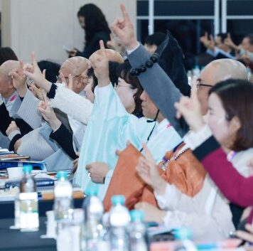 From Hinduism, Buddhism to Islam… 500 Global Religious Leaders Gather in Korea to Study the Book of Revelation