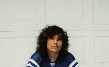 Gio Petrella releases new album today