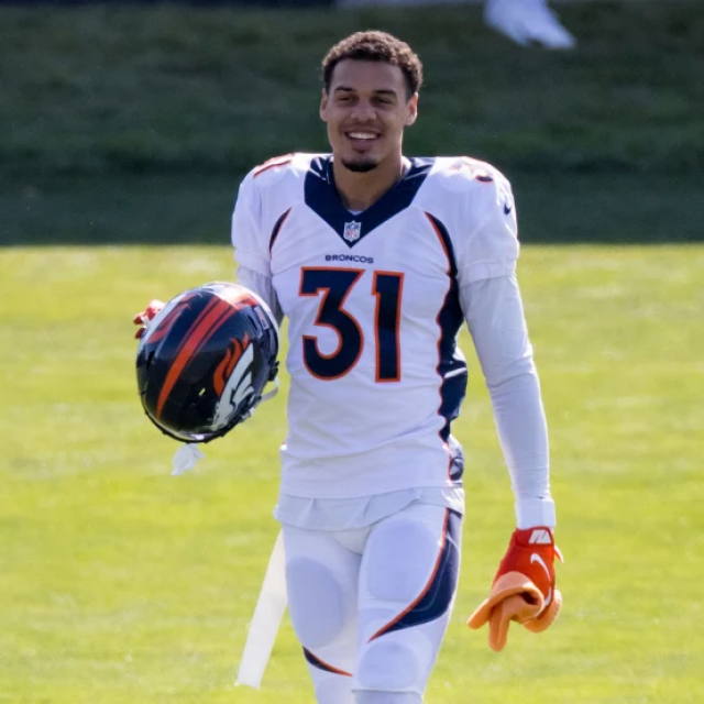 rss_justin-simmons17432959