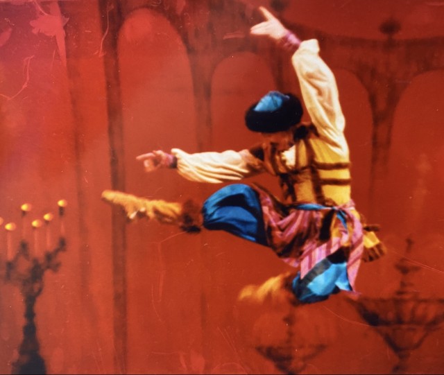 rss_michelangelo-canale-dancing-trepak779039466