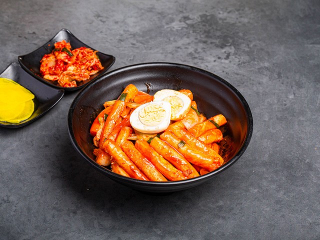 rss_prvn-mukbang-shows-resturent-sea-food-tteokbokki1786588877