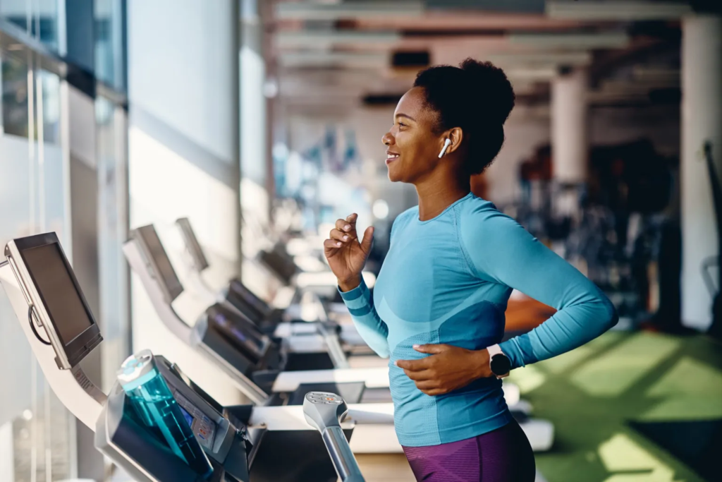 25 Fitness Resolutions to Make Your 2026 Healthier