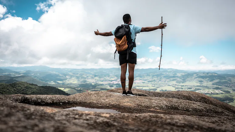 Explore The Life Lessons That Come with Solo Traveling 