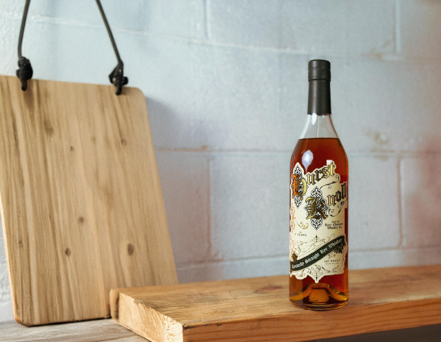 rss_rc-hurstknoll-bottlefrontirl-expanded1508091992