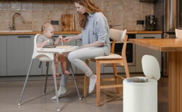 Selecting a Sinoware Silent Close Quality Waste Bin Wholesale Supplier: What Global Importers Need to Know