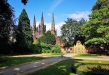 Alpha Lichfield Taxi has more than 10 years of reliable business in the Lichfield Community