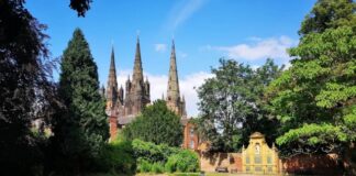 Alpha Lichfield Taxi has more than 10 years of reliable business in the Lichfield Community