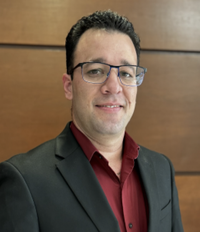 rss_americas-best-in-medicine-spotlights-yordanis-santana-soayero-in-psychiatric-care-leadership56