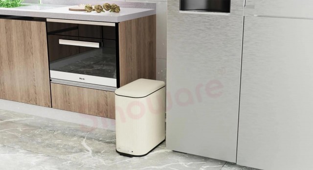 rss_high-quality-stainless-steel-trash-cans1955909296