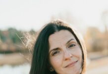 Canadian Podcast Host Transforms Personal Creative Writing Into Groundbreaking Six-Part Shame Healing Series