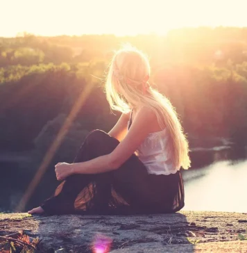 30 Best Life Practices to Embrace Solitude with Self-love